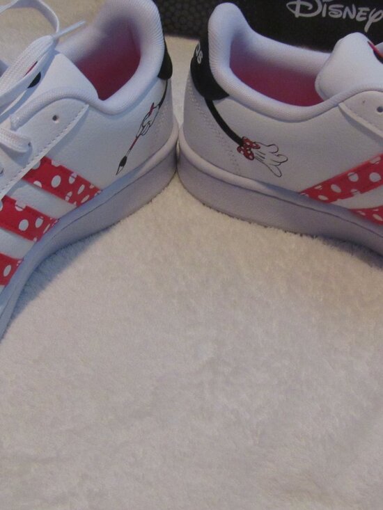 Adidas Disney Minnie Court Shoes  Size 10.5 Men NWB main image 4